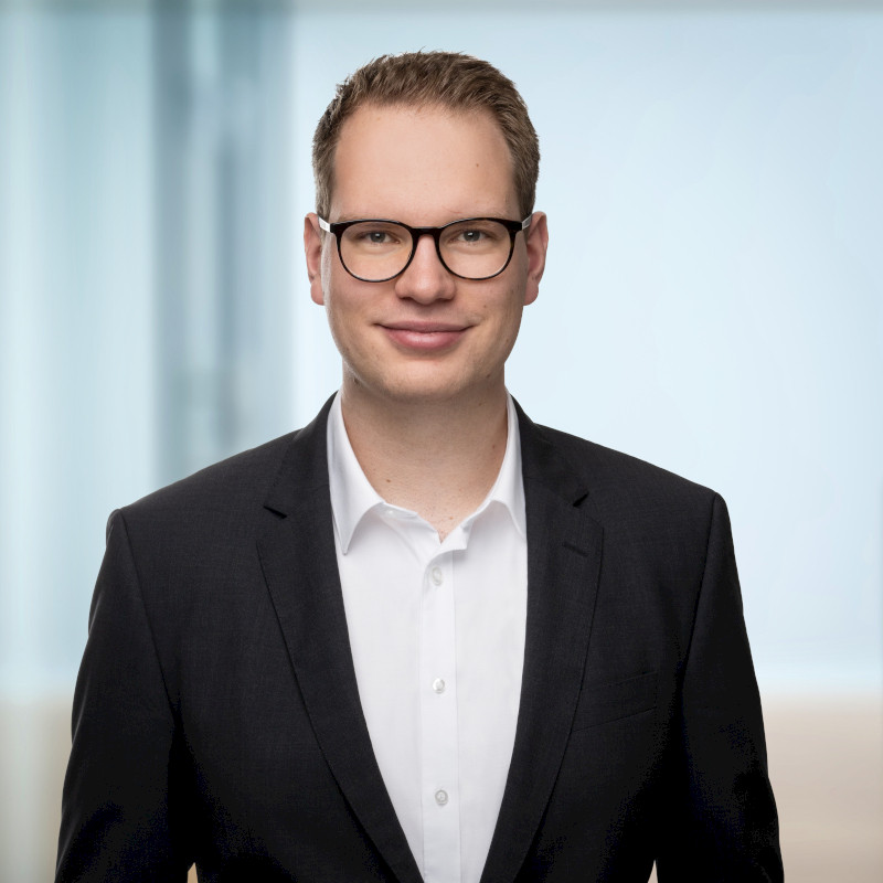 Dr. Alexander Keuper